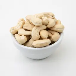كاجو نيء